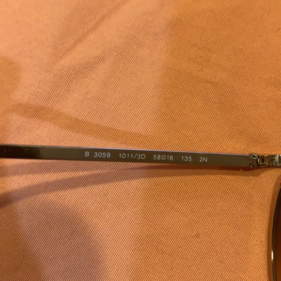 Sunglasses - Picture 4 of 4